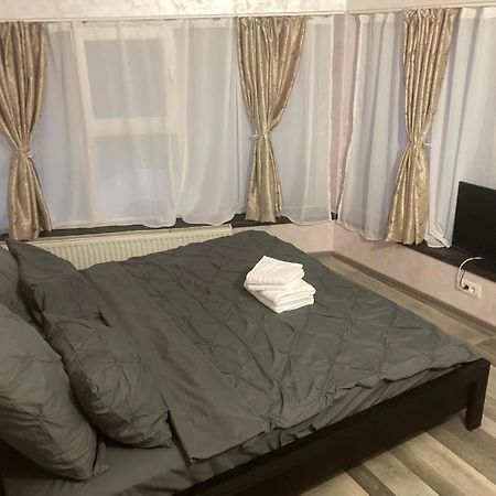 Apartments4Rent ياش المظهر الخارجي الصورة